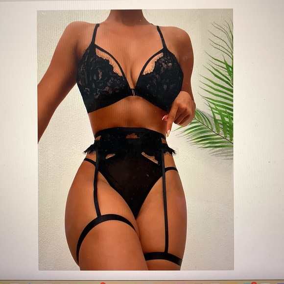 NWOT Black Lace Lingerie - Picture 2 of 7